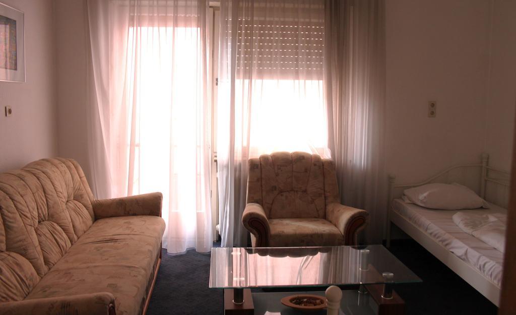City Hotel Meesenburg Wurtzburgo Quarto foto